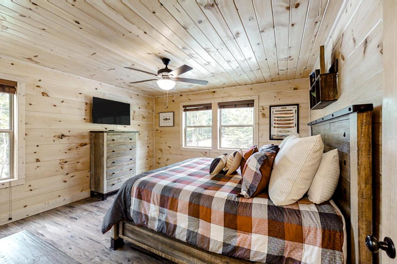 Misty Mountain Retreat Villa Сивиървил Екстериор снимка