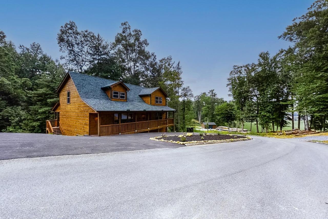 Misty Mountain Retreat Villa Сивиървил Екстериор снимка